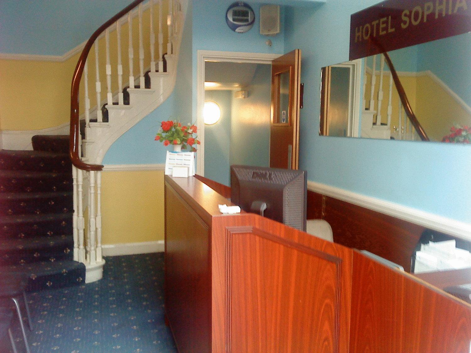 Hotel Sophia Лондон Екстериор снимка